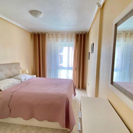Beautiful Apartment Near Playa De Los Locos Torrevieja Exteriér fotografie