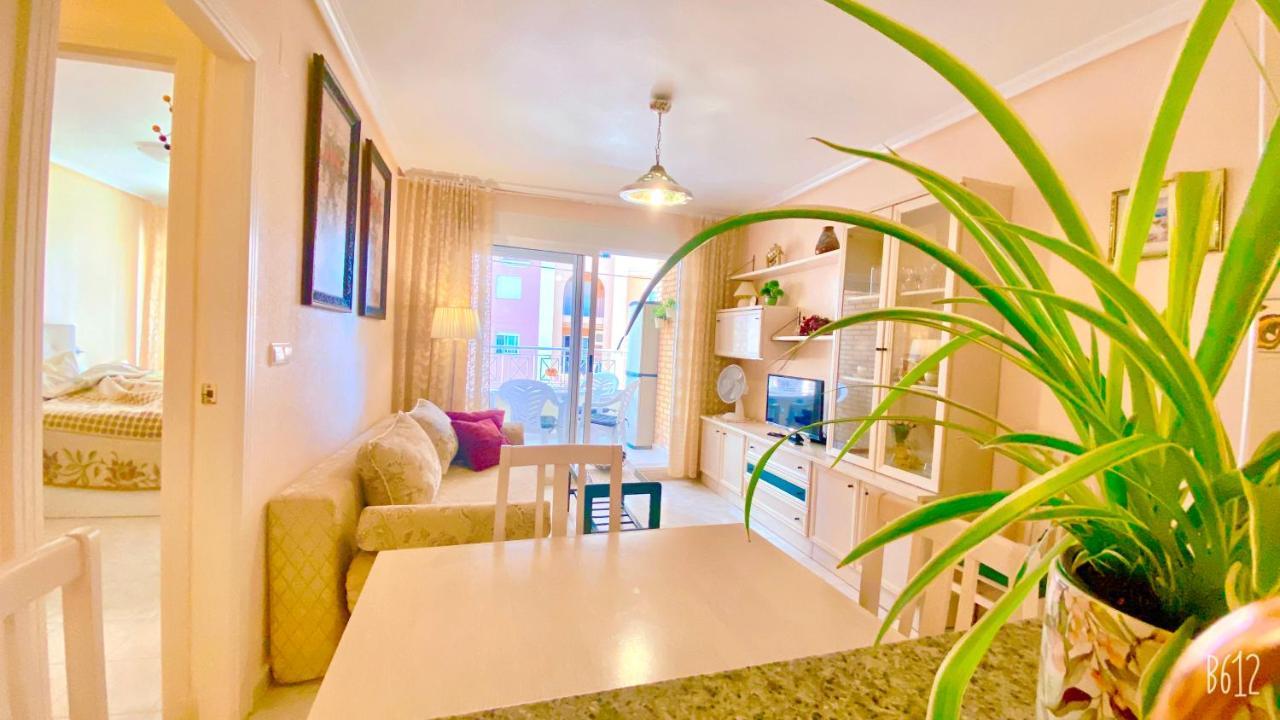 Beautiful Apartment Near Playa De Los Locos Torrevieja Exteriér fotografie