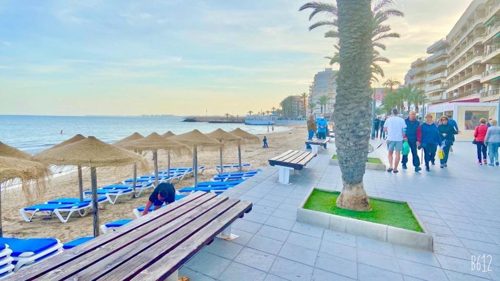 Beautiful Apartment Near Playa De Los Locos Torrevieja Exteriér fotografie