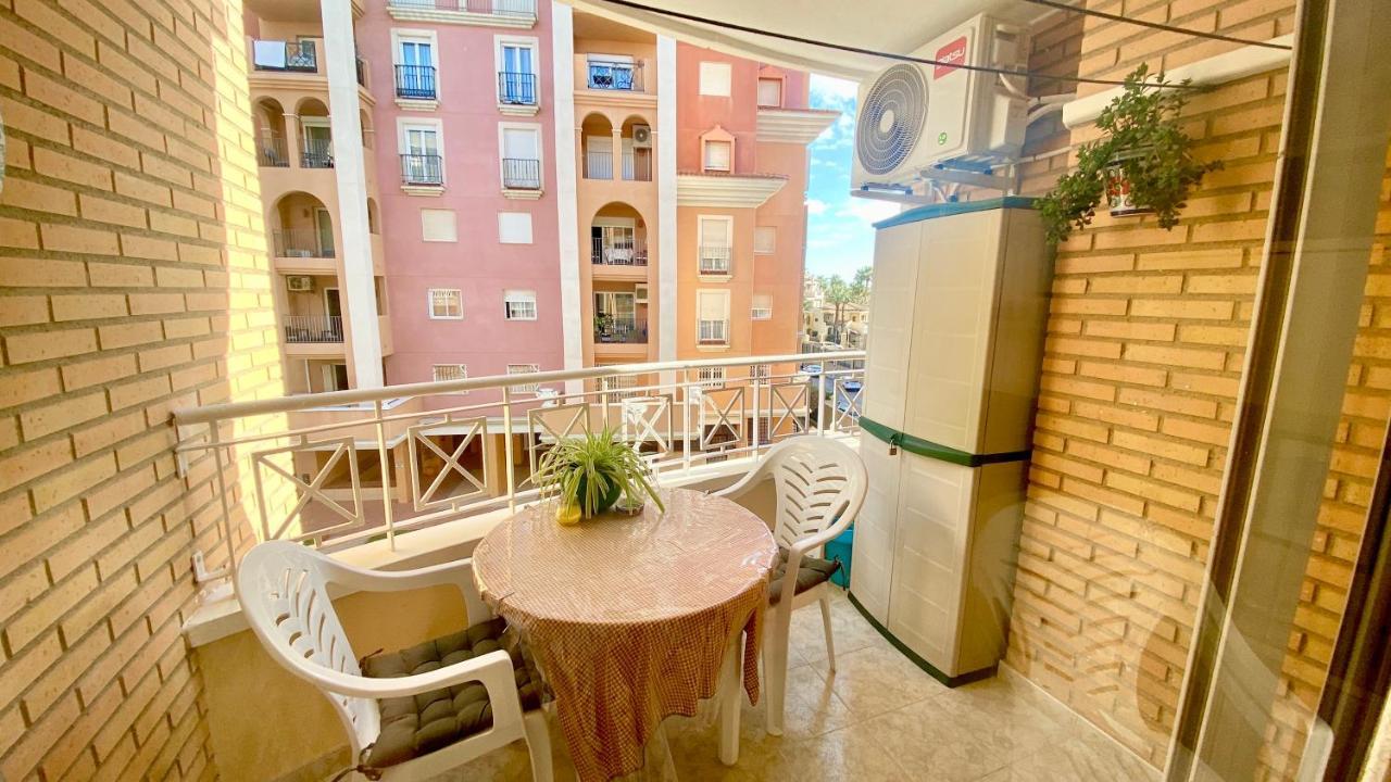 Beautiful Apartment Near Playa De Los Locos Torrevieja Exteriér fotografie
